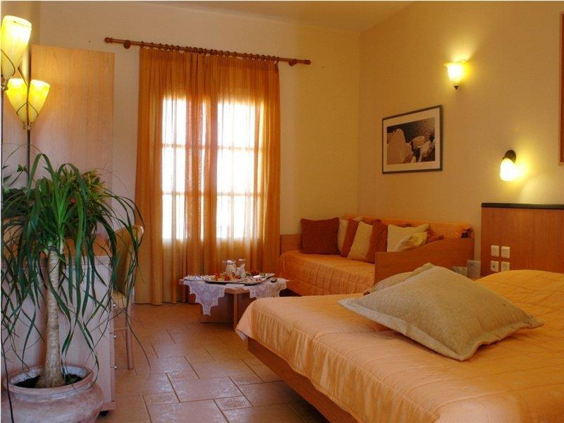 Santo Miramare Beach Resort Περίσσα Εξωτερικό φωτογραφία